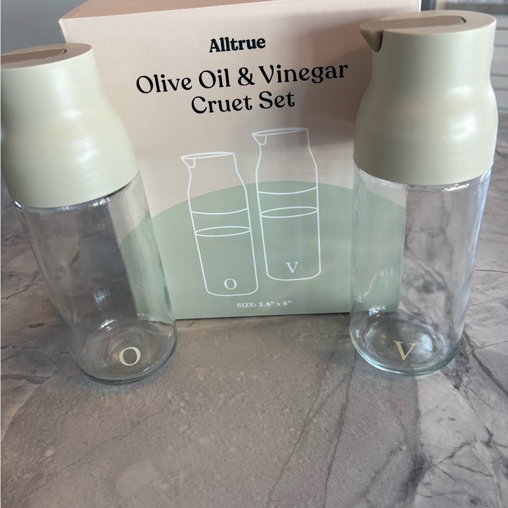 🆕Olive Oil and Vinegar Cruet Set